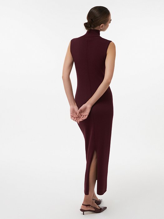 Трикотажное платье со стойкой: фото №3