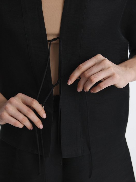 Льняной костюм с шортами: фото №4