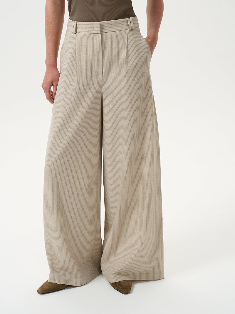 Широкие брюки со льном