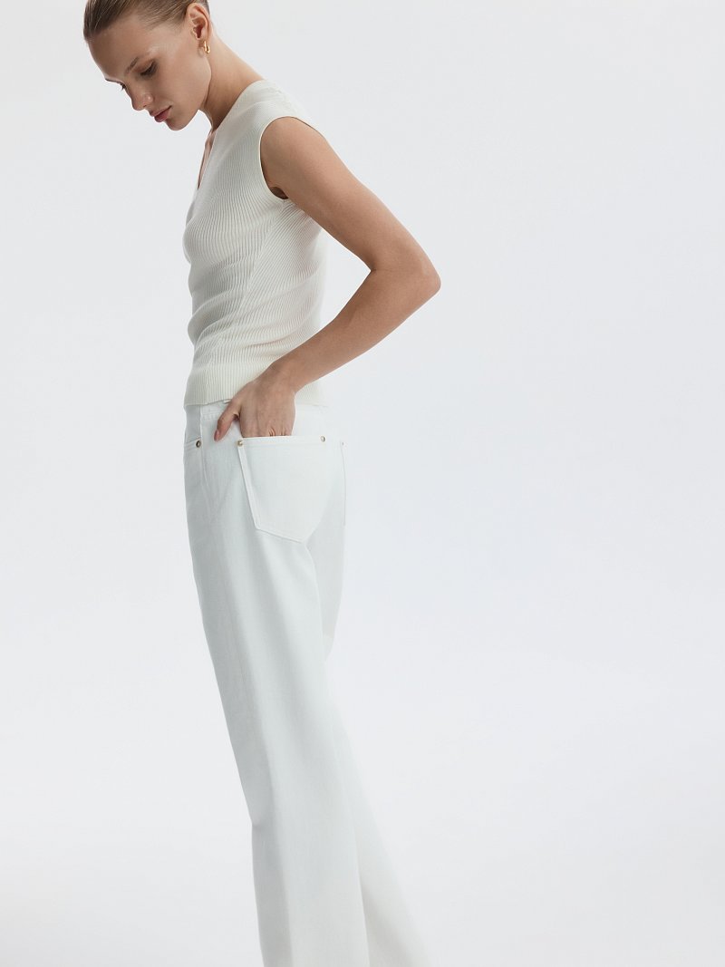 Джинсы прямого кроя