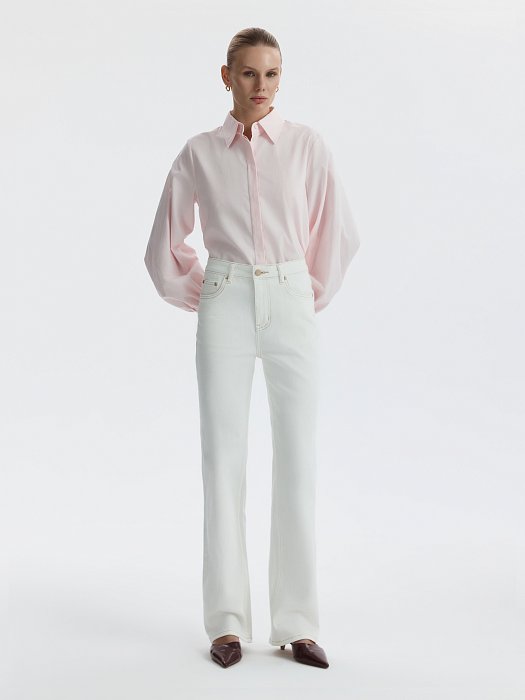 Белые прямые джинсы: фото №5