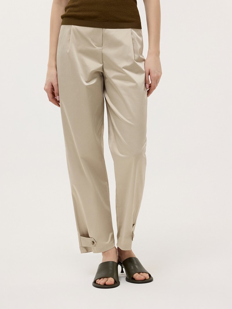 Атласные брюки с защипами