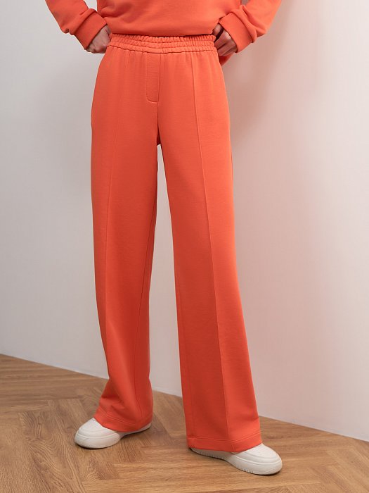 Свободные брюки из футера: фото №4
