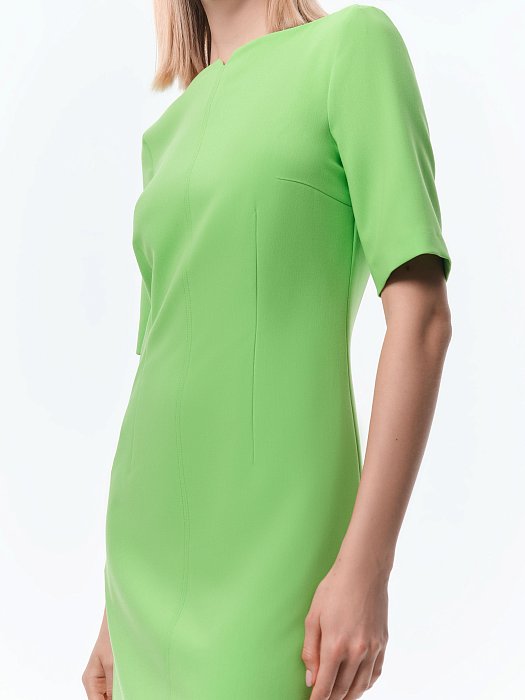 Платье-мини с фигурным вырезом: фото №3