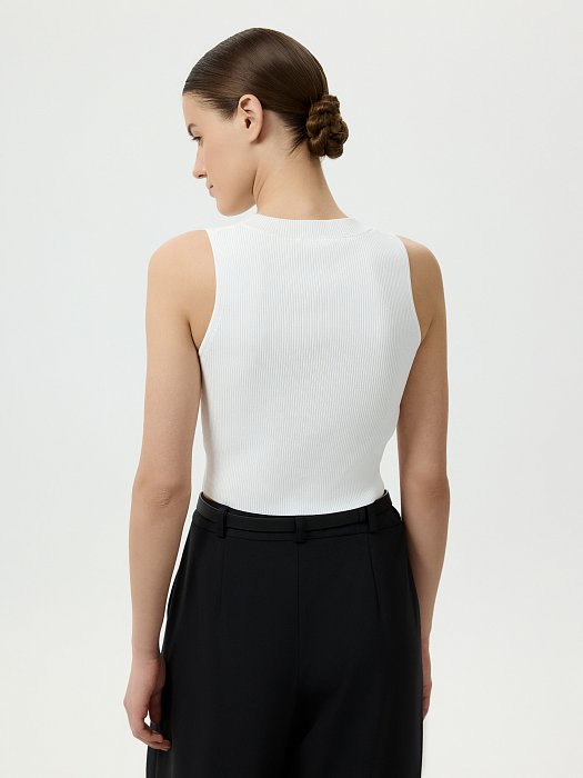 Укороченный топ из вискозы: фото №3
