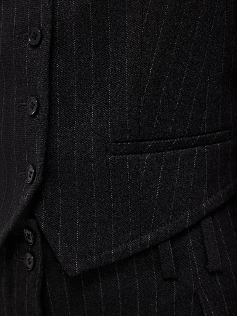 Жилет из переработанного материала