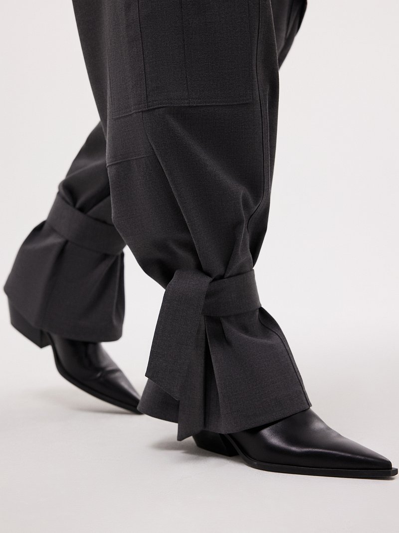 Брюки-карго с патами