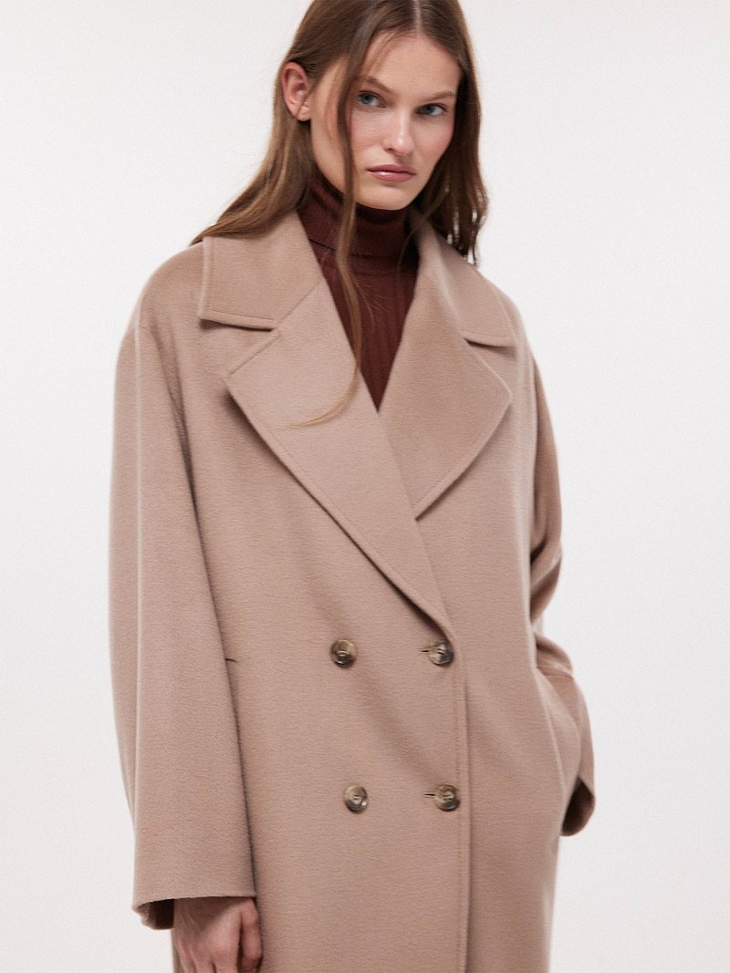 Двубортное пальто оверсайз
