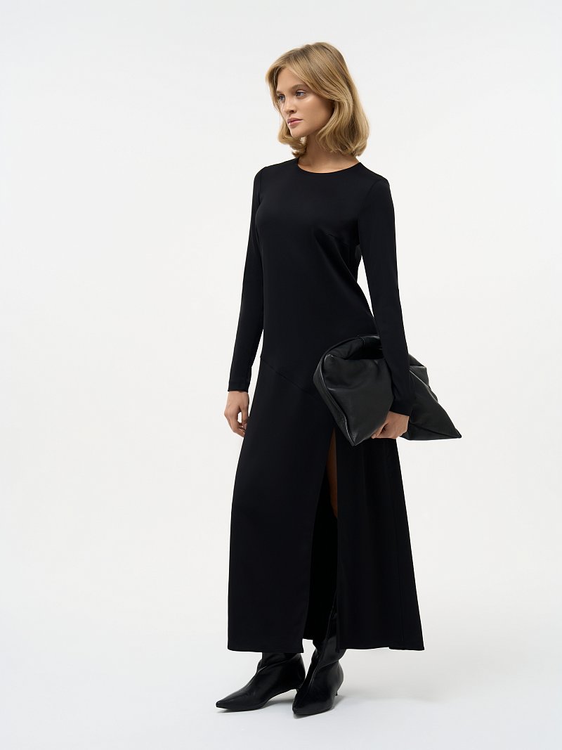 Приталенное платье с разрезом (Р158)