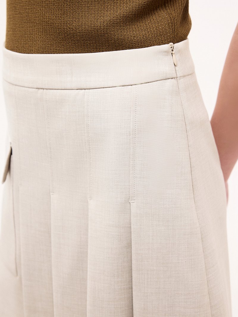 Расклешенная юбка со складками