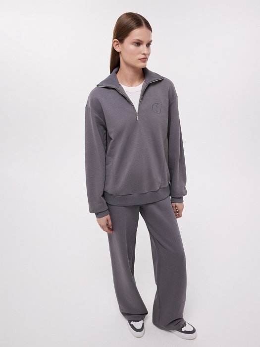 Свитшот с воротником на молнии: фото №2