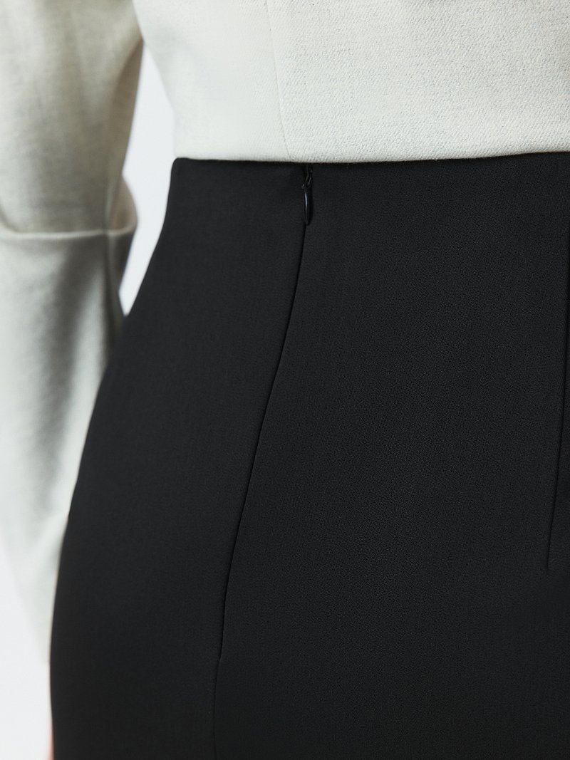 Базовая мини-юбка