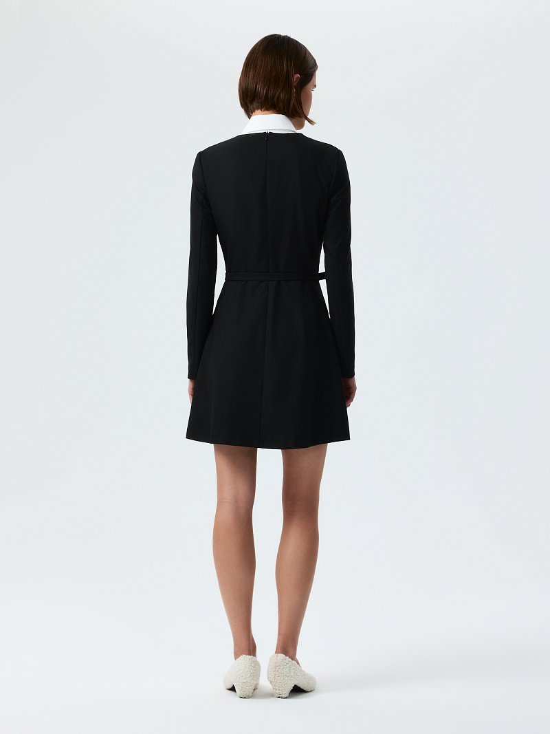 Платье со съемной манишкой