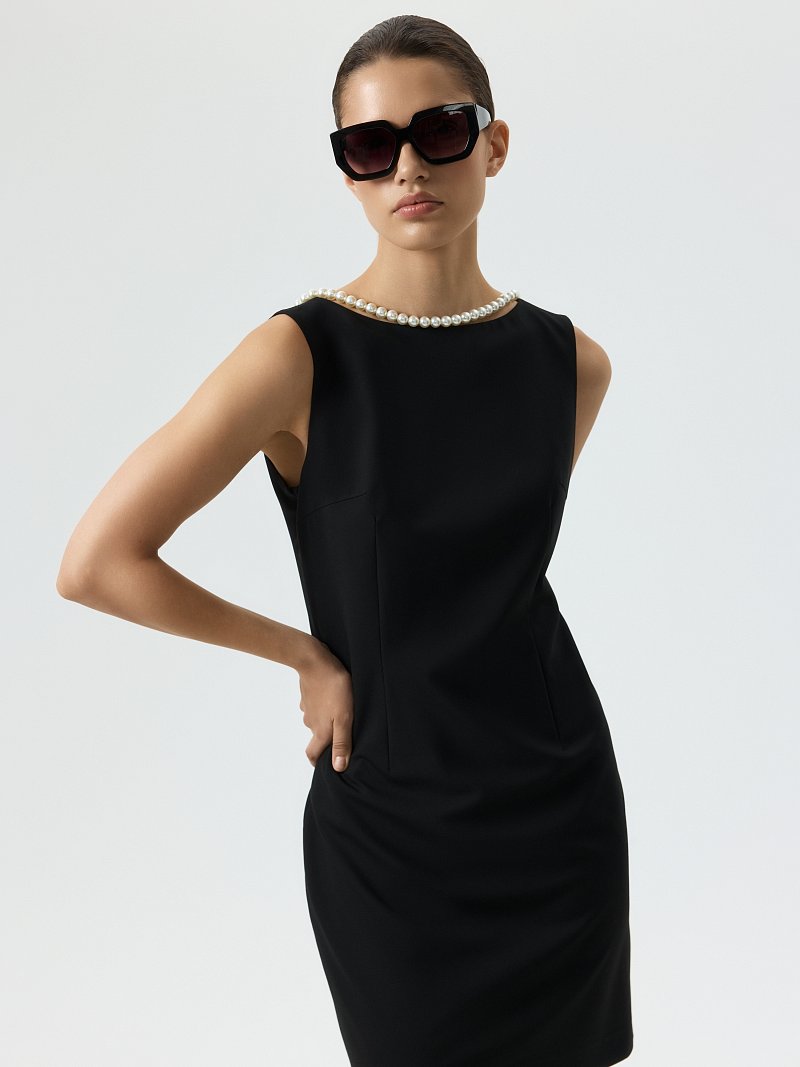 Базовое мини-платье