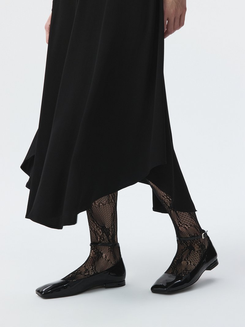 Расклешенная асимметричная юбка