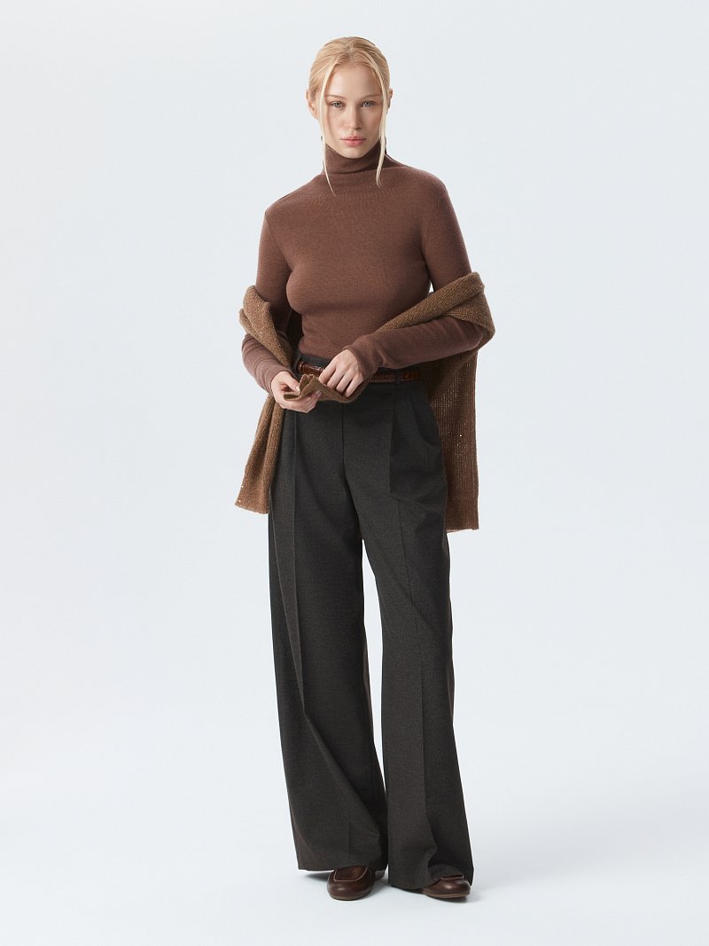 Широкие брюки из фланели