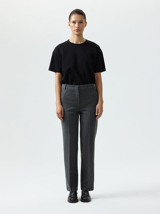 Зауженные брюки «в елочку»: фото №2