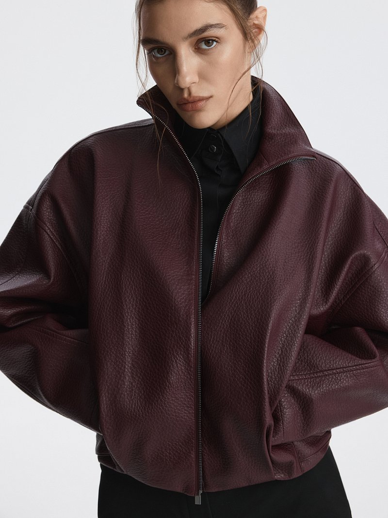 Куртка из экокожи на молнии