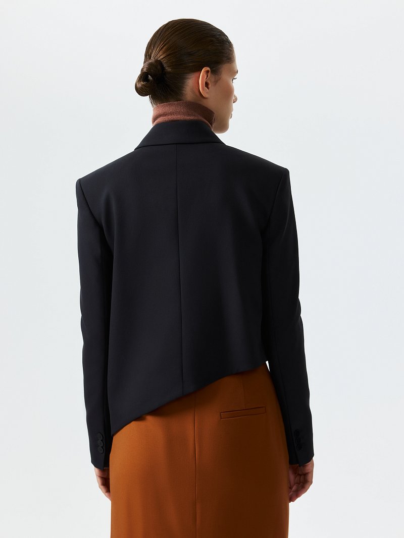 Укороченный асимметричный жакет