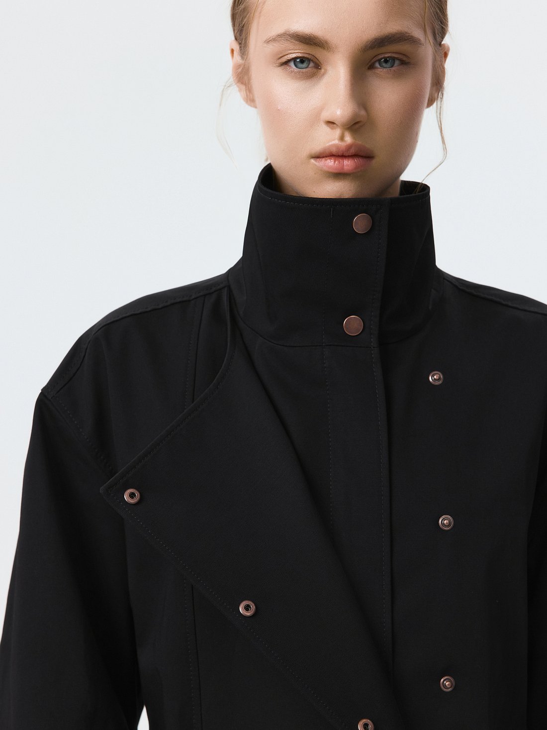 Объемный плащ из хлопка: фото №1