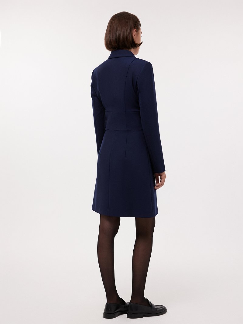 Платье на запах с акцентной талией