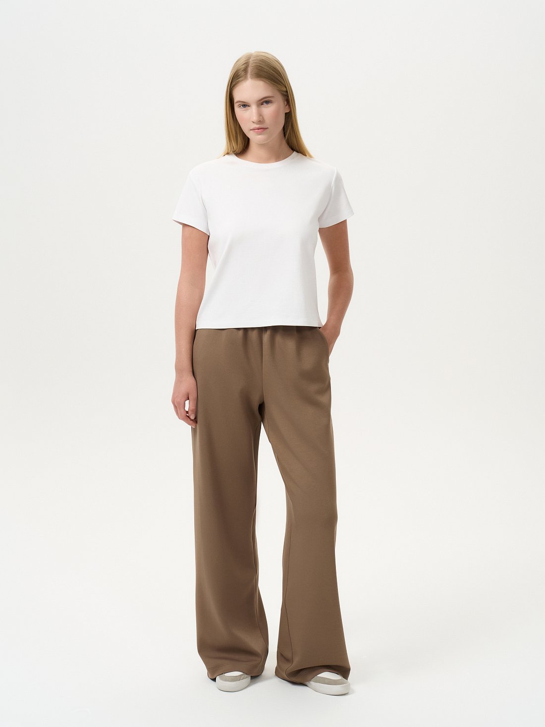 Трикотажные брюки на резинке: фото №1