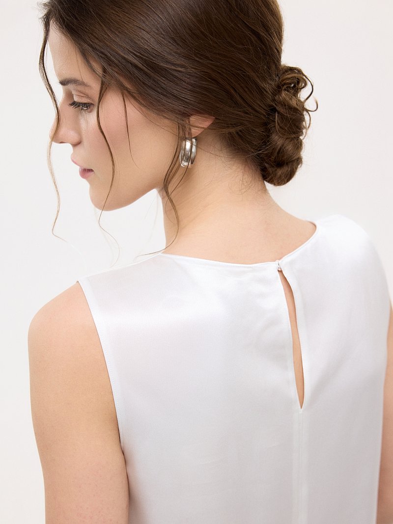 Атласный топ прямого кроя