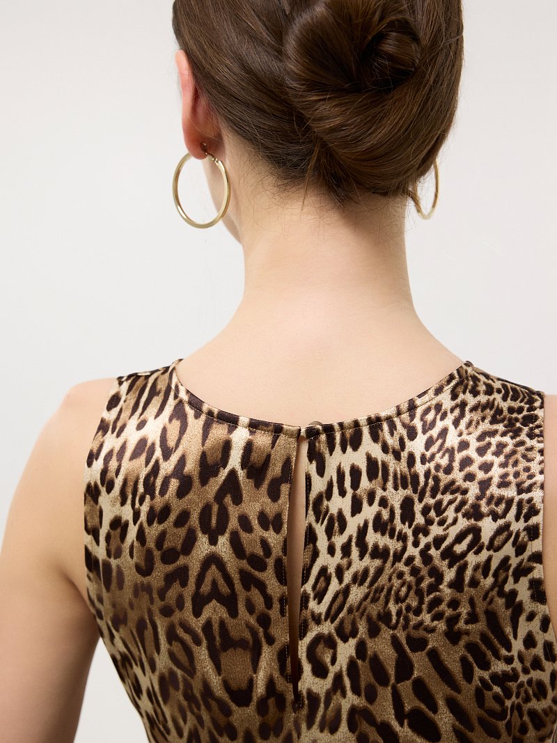 Платье из искусственного шелка