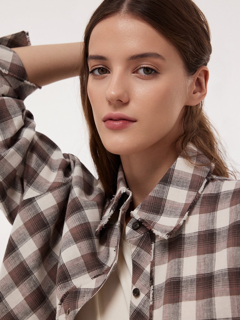 Удлиненная рубашка со льном