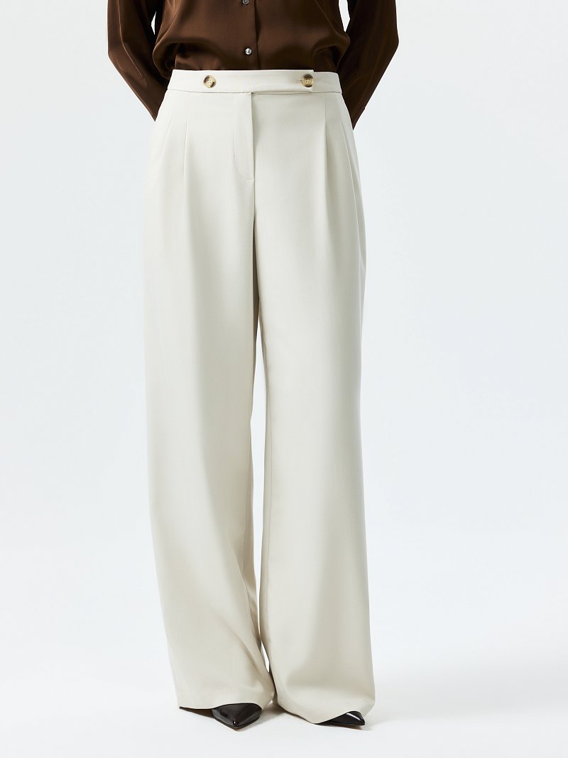 Прямые брюки с защипами