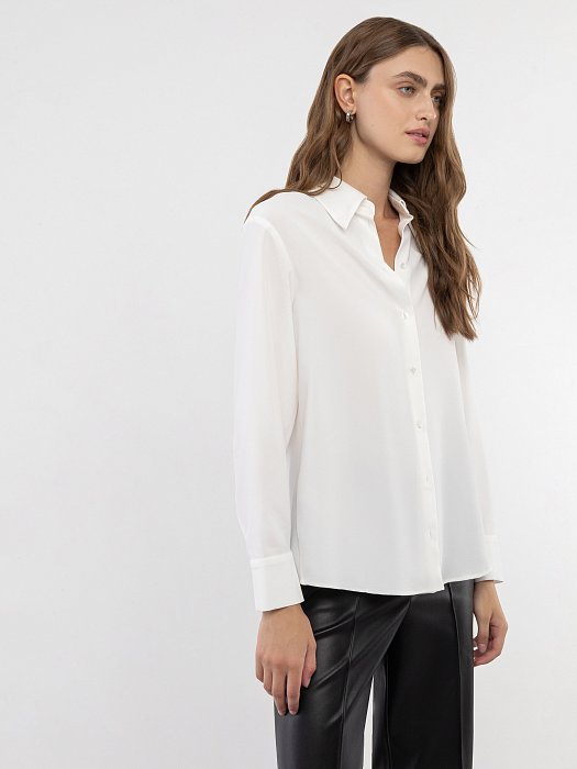 Блуза из струящейся ткани: фото №3