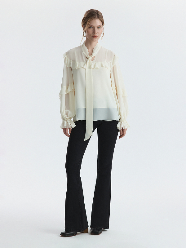 Блуза из шифона с воланами
