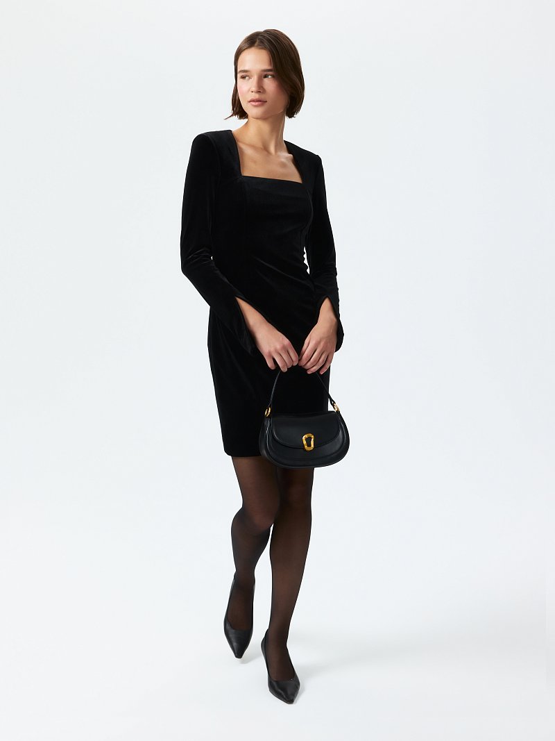 Платье-мини из бархата