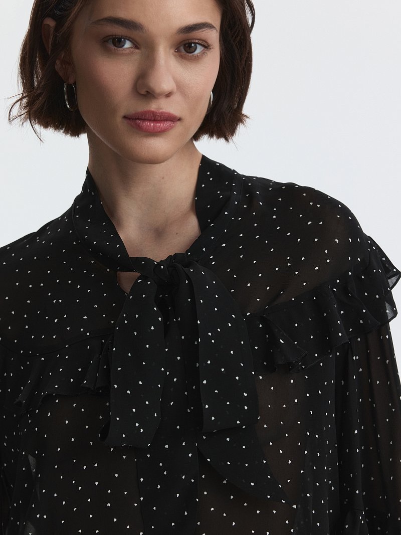 Шифоновая блуза с воланами