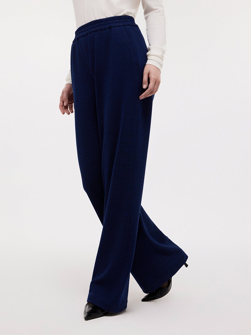 Брюки из трикотажа