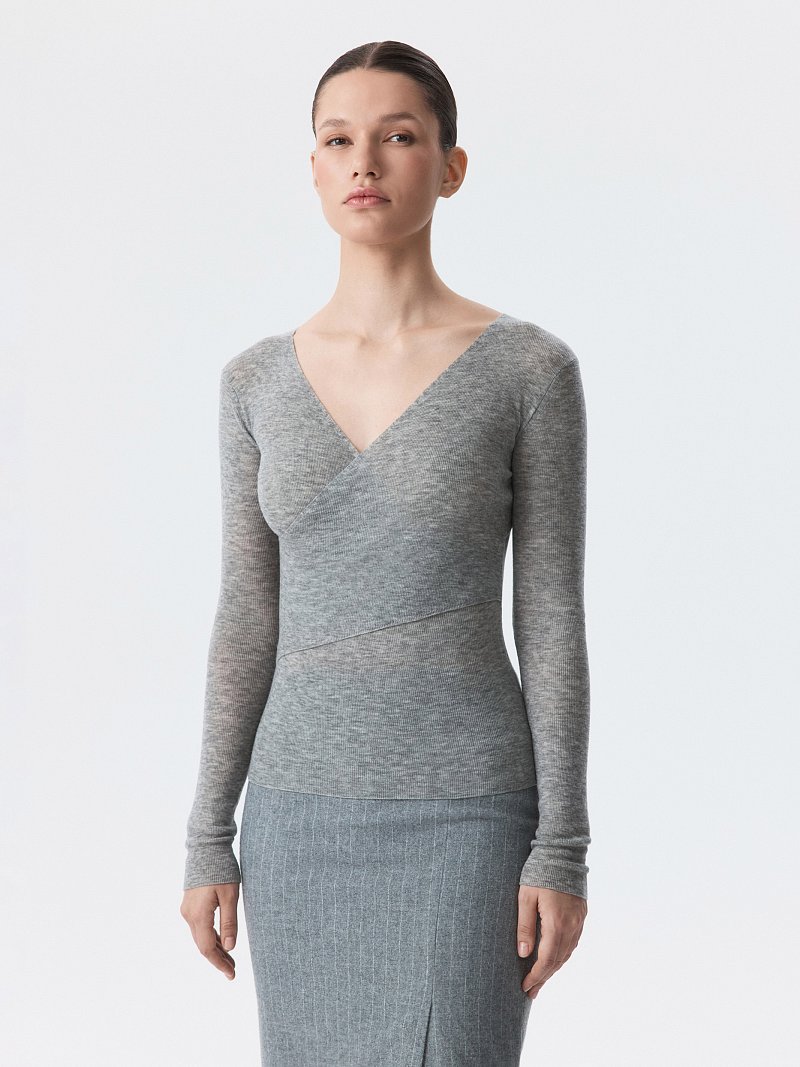 Шерстяной джемпер на запах