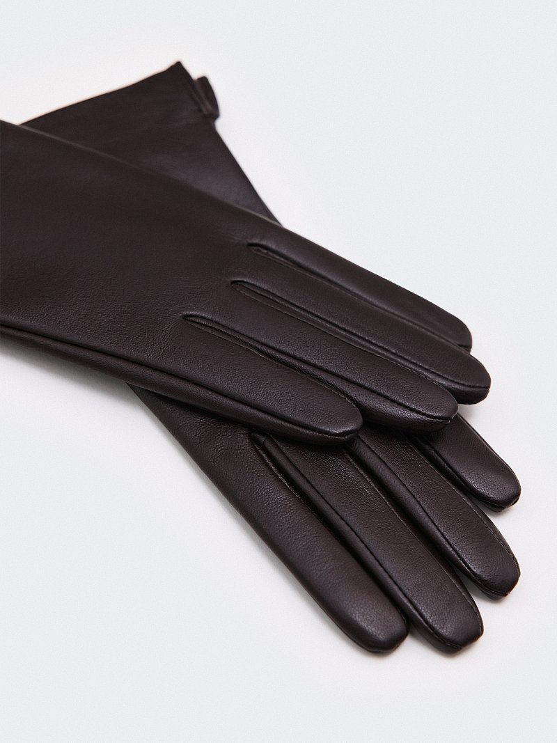 Перчатки из натуральной кожи