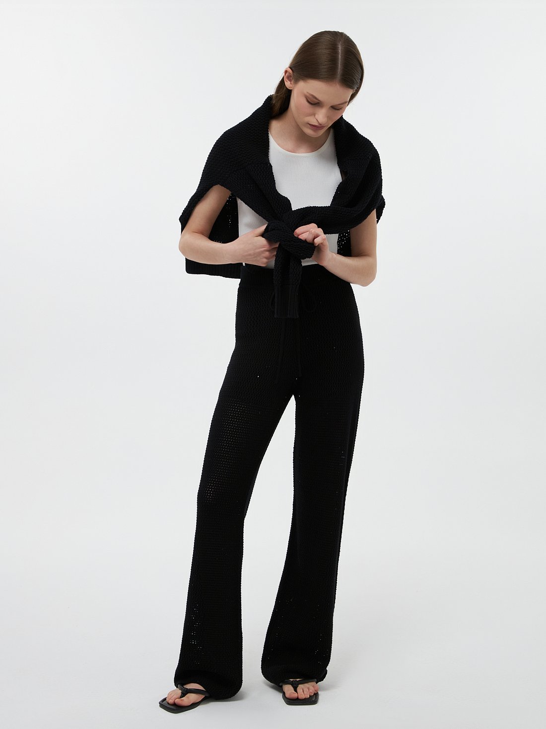 Вязаные брюки с пайетками: фото №1