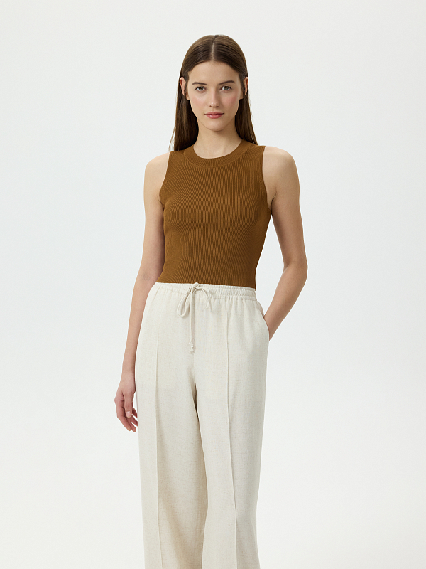 Укороченный топ из вискозы