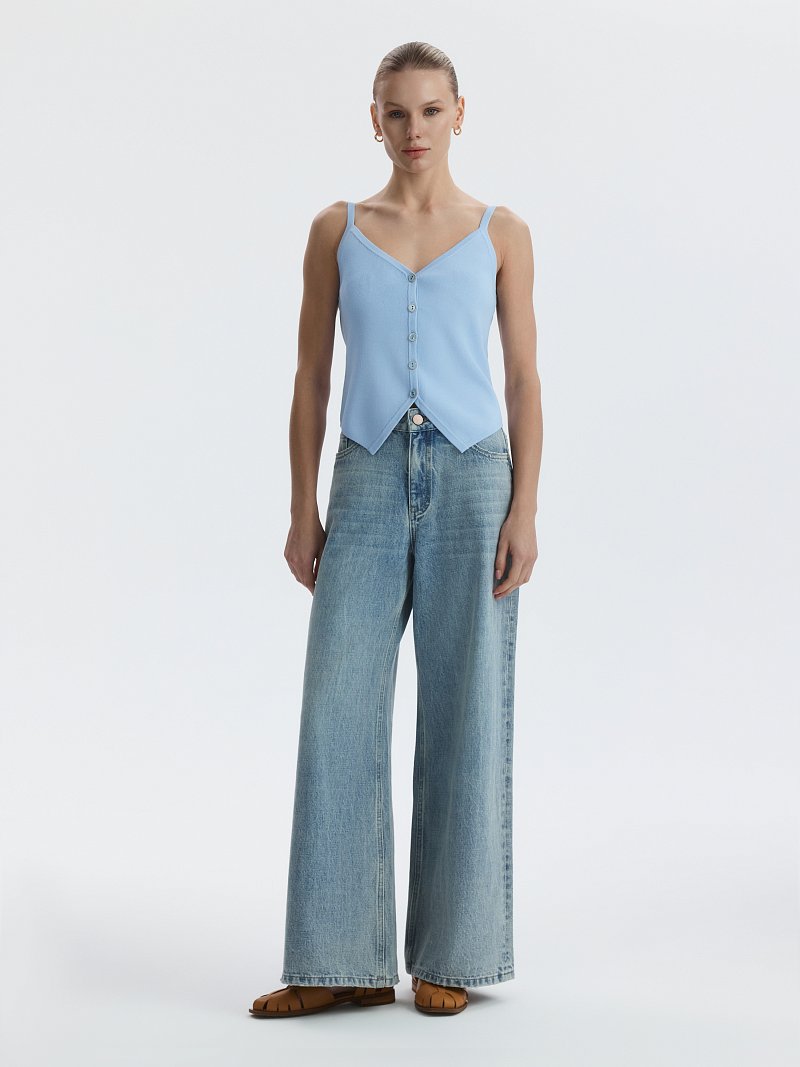 Вязаный топ на бретелях