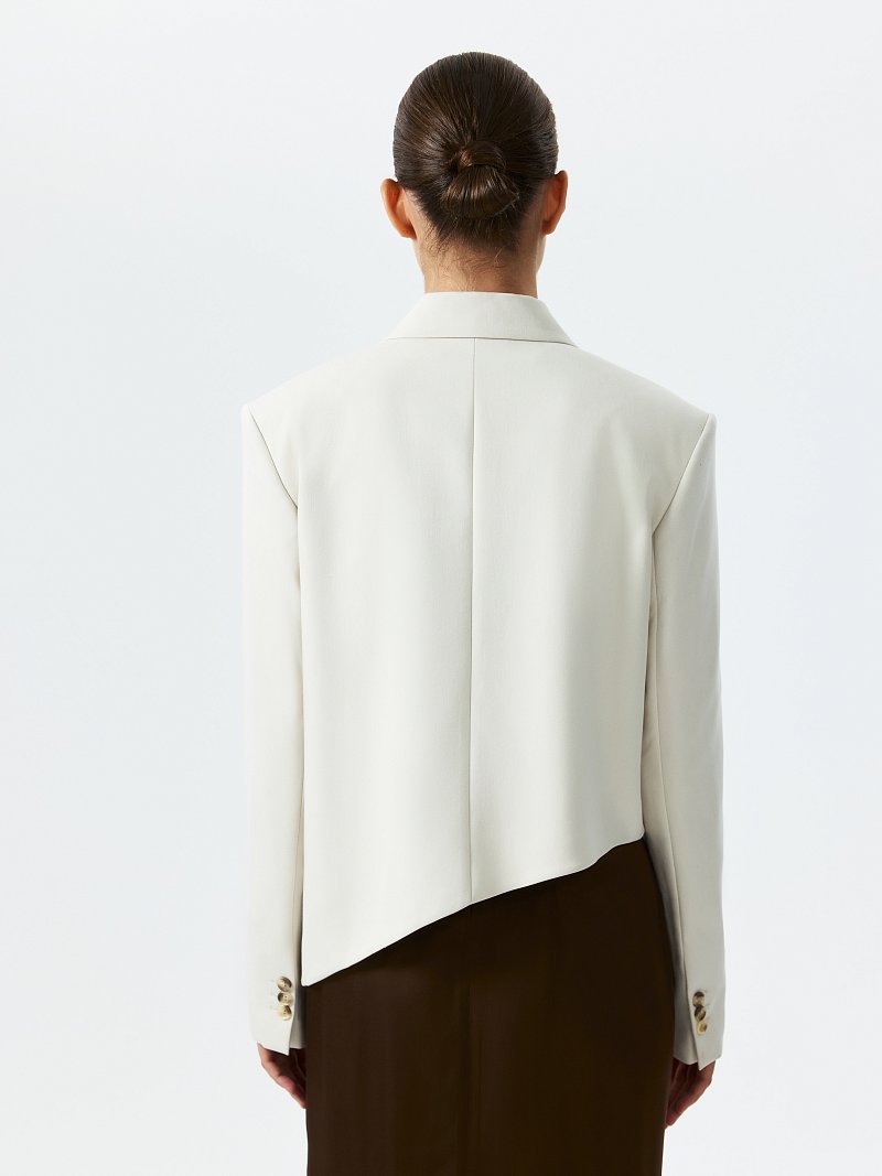 Укороченный асимметричный жакет