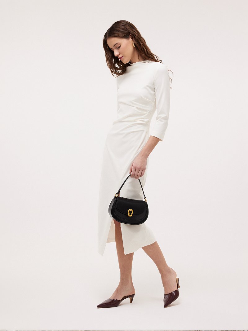 Платье-миди из трикотажа с рукавами 3/4