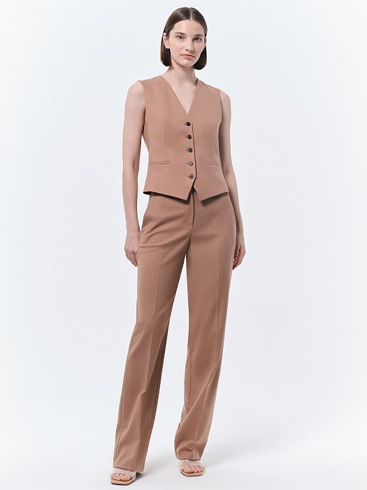 Однобортный жилет на пуговицах: фото №2