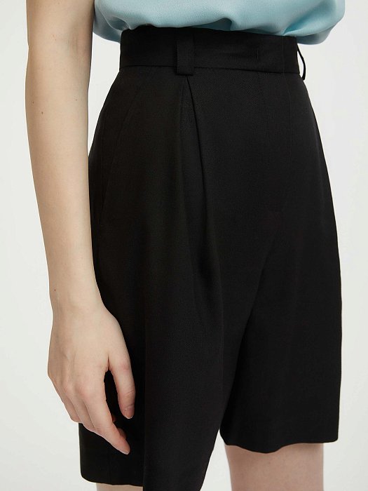 Шорты из льна со складками: фото №2