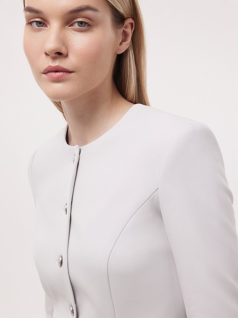 Платье с круглым вырезом