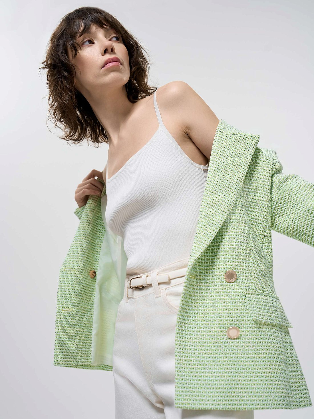 Приталенный жакет из твида: фото №1