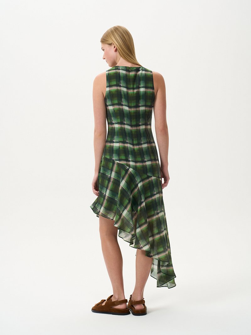 Асимметричное платье в клетку