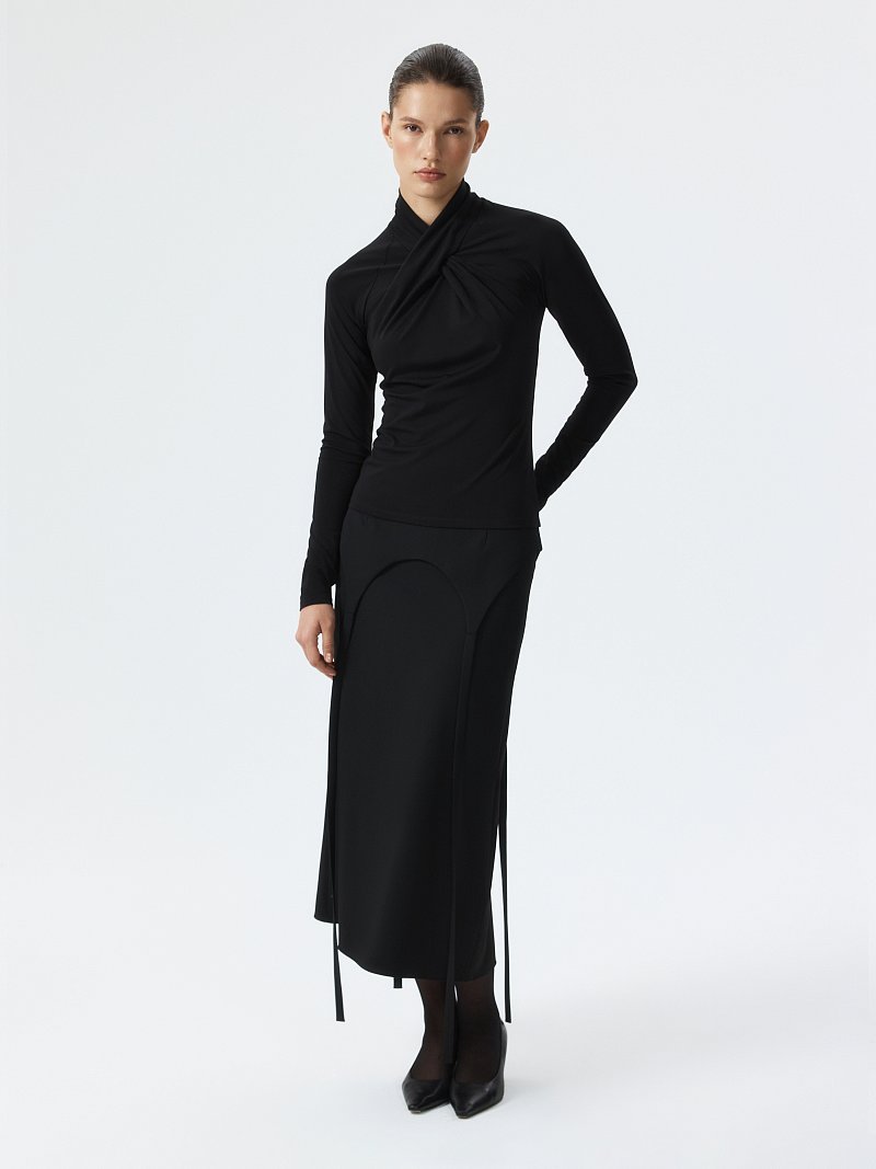 Лонгслив с горловиной на запах