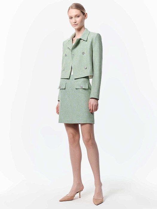 Укороченный жакет из твида: фото №2