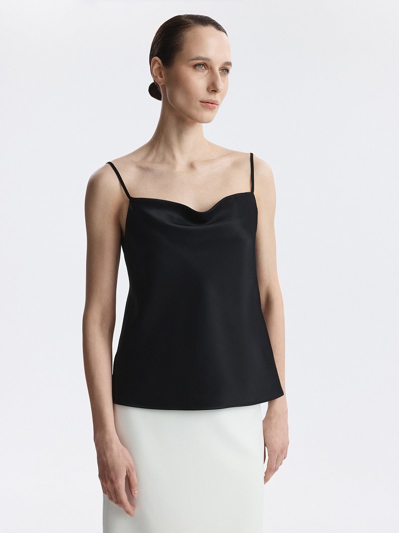 Атласный топ на бретелях